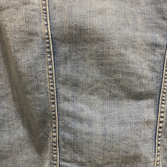 Levi’s jean jacket - size M - Picture 4 of 5